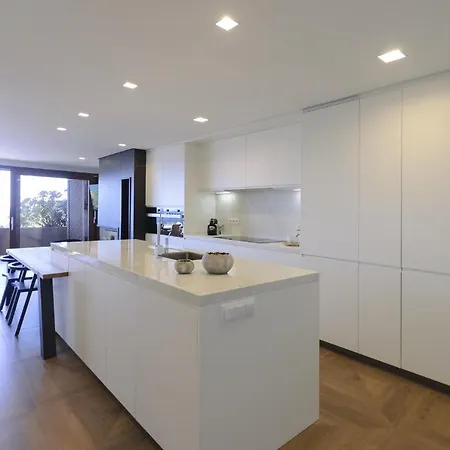 Lets Holidays Modern Sea Views * トッサ・デ・マール