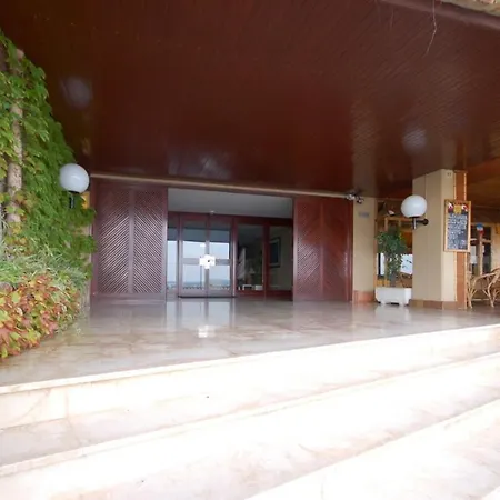 Lets Holidays Modern Sea Views توسا ذي مار